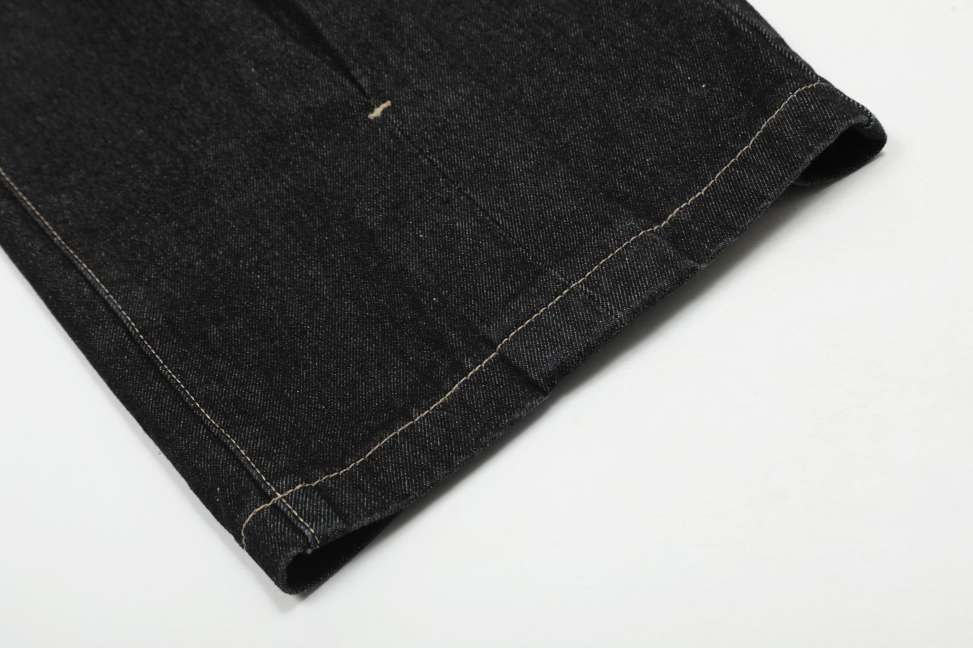 New vintage pleated washed jeans